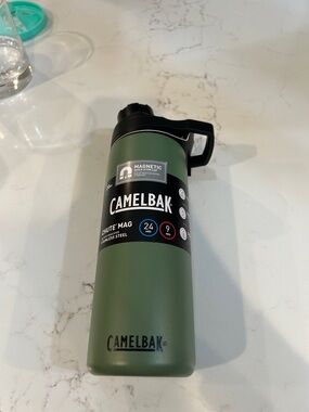 Camelbak 20oz Stainless Chute Mag Bottle - Olive Green with Black Cap